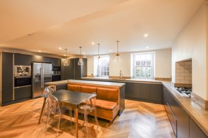 Photo 7- click for photo gallery